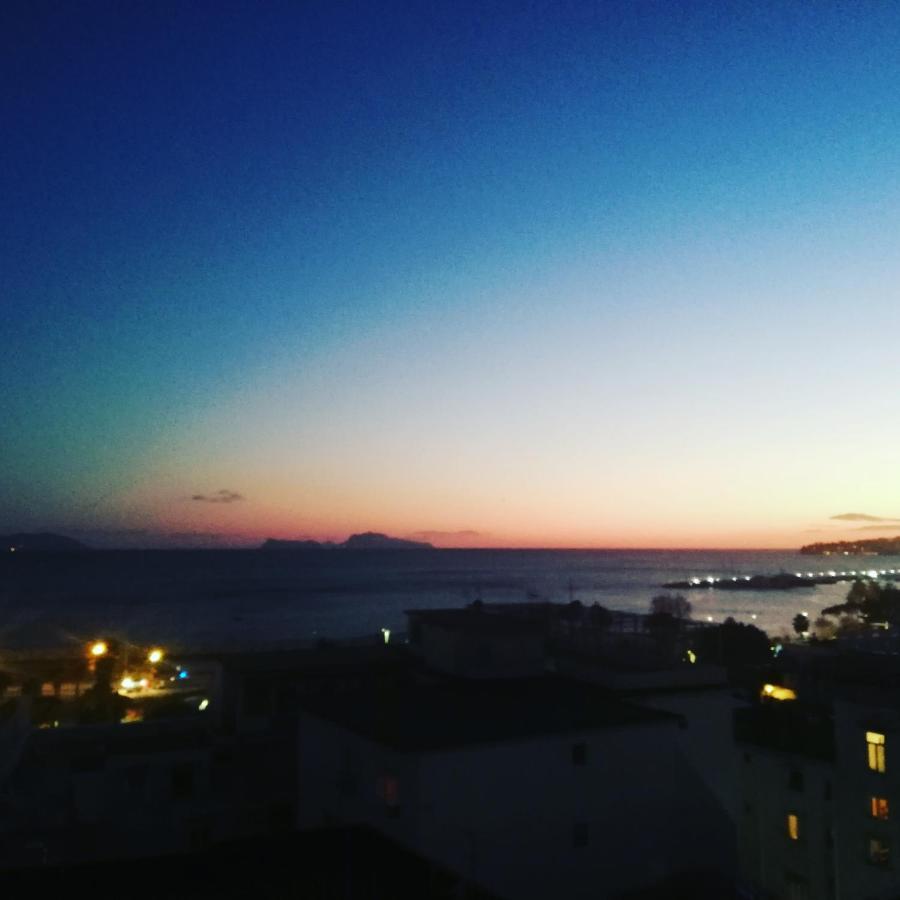 Le Terrazze A Mergellina Napoli Bagian luar foto